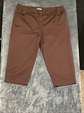 PLUS SIZE CAPRI  PANTS